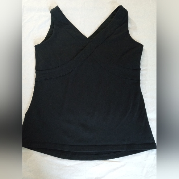 Lululemon crossover wrap v-neck Wet•DRY•Warm tank unsized (6/8?) - Picture 1 of 8
